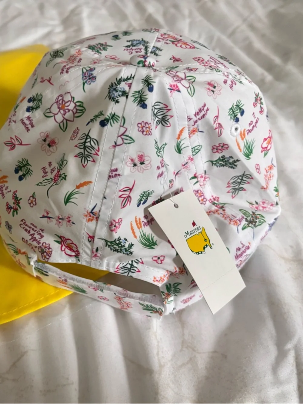 Masters 2026 Ladies White Floral Masters-Style Golf Cap with Green Trim - NWT - Picture 2 of 4